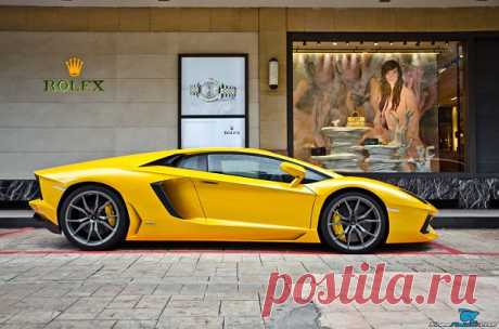 Yellow Lamborghini Aventador.