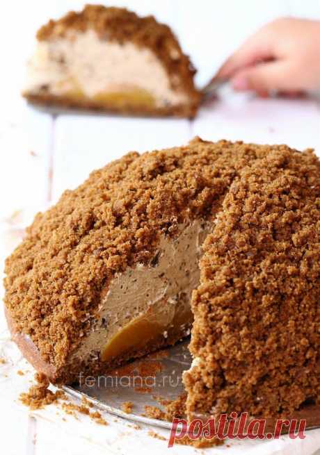 Легкий кофейный торт со сливочным кремом и персиками | FEMIANA