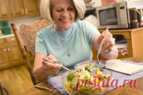 Здоровое питание для женщин старше 50 лет | 50+ | Яндекс Дзен