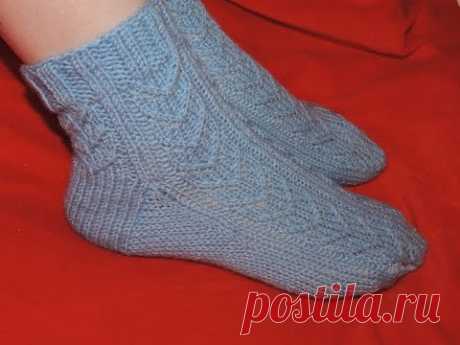 Вяжем спицами. Носки / socks knitting