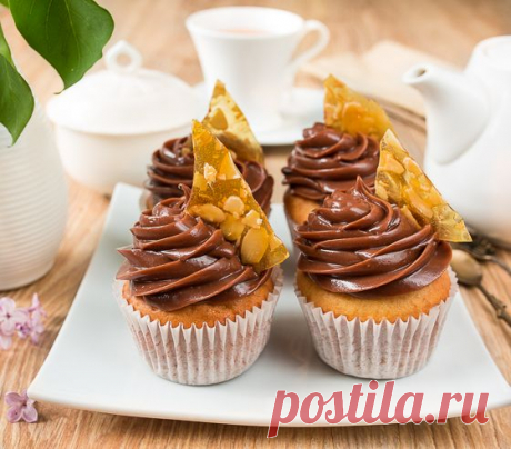Ванильные капкейки с шоколадно-ореховым кремом | Вкусный блог - рецепты под настроение