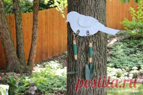 Birdie Outdoor Gardening Tool Hanger - How to Nest for Less™