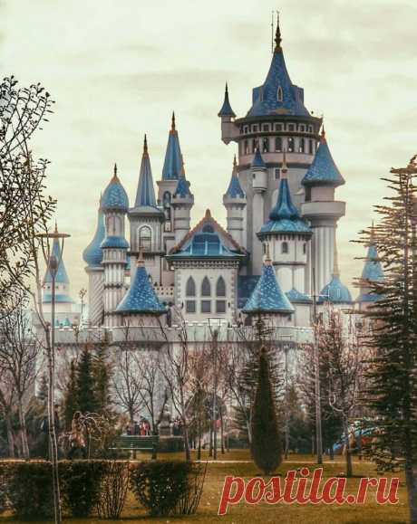 Sazova Park, Eskisehir / Turkey (by Sezer çekin).