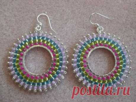 Circular Brick Stitch Earrings - YouTube