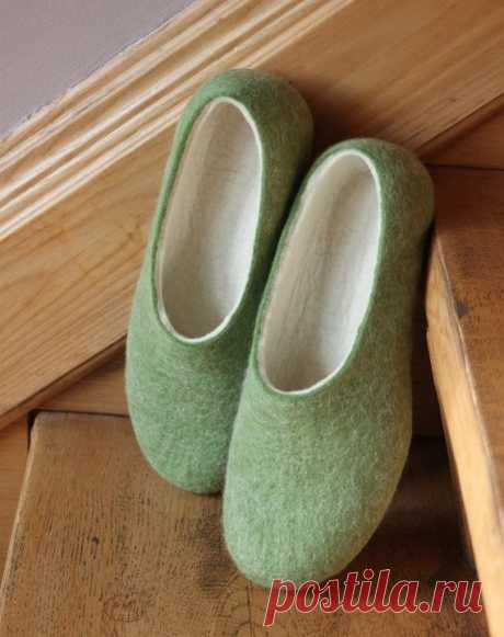 Felted slippers for woman wool slippers made от FeltStudioINWOOL