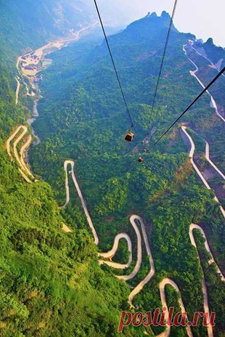 Tianmen Mountain,China | See More  |  Pinterest: инструмент для поиска и хранения интересных идей