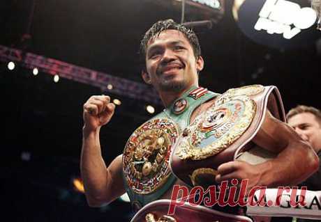 Мэнни Пакьяо (Manny Pacquiao) - филипинский боксер! 
Чемпион мира в различных весовых категориях по версиям (WBC, 1998—1999)