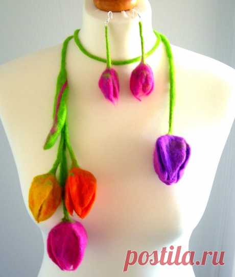 felted Flower, Hand Felted, Wool Jewelry felted scarf/ necklace and e…