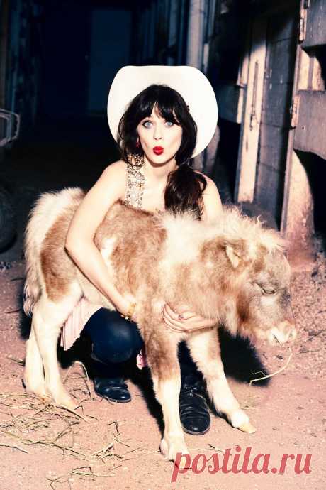 Зои Дешанель (Zooey Deschanel) в фотосессии Эллен фон Унверт (Ellen von Unwerth) для журнала Glamour (февраль 2013)