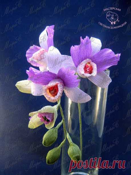 Орхидеи из конфет и гофрированной бумаги. Мастер-класс