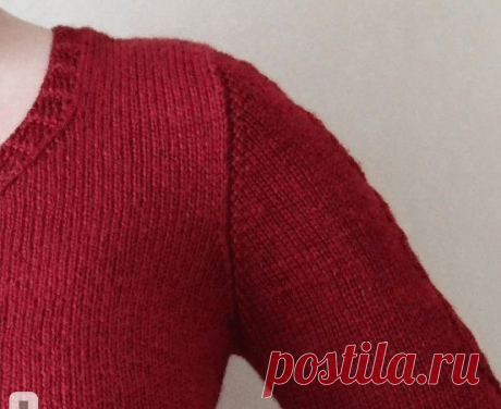 Как вязать рукав сверху спицами мастер-класс Метод вязания рукава – сверху, от проймы, по кругу. Абсолютно несложно.        Это элемент бесшовного вязания, очень распространенного во всем мире, потому что не только вы не любите сшивать вещи. Чаще всего используется в моделях пуловеров и