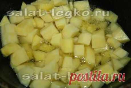 Салат из кабачков, картофеля и плавленого сырка