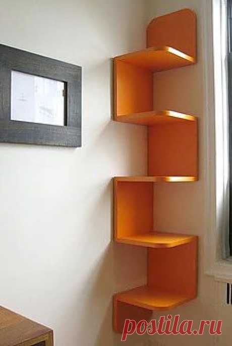 Corner Shelves | Deck Out the Halls