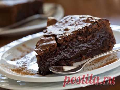 Шоколадный торт с ромовой пропиткой - tochka.net
