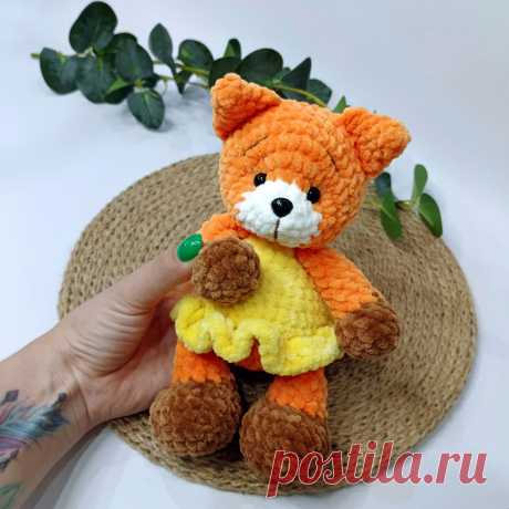 PDF Лисичка крючком. FREE crochet pattern; Аmigurumi animal patterns. Амигуруми схемы и описания на русском. Вязаные игрушки и поделки своими руками #amimore - плюшевая лиса, лисица, лисёнок, лисичка из плюшевой пряжи.