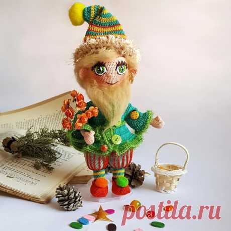 PDF Санта Клаус, Гномик и Повар крючком. FREE crochet pattern; Аmigurumi doll patterns. Амигуруми схемы и описания на русском. Вязаные игрушки и поделки своими руками #amimore - Санта Клаус, Новый год, новогодняя кукла, куколка, Санта Клаус.