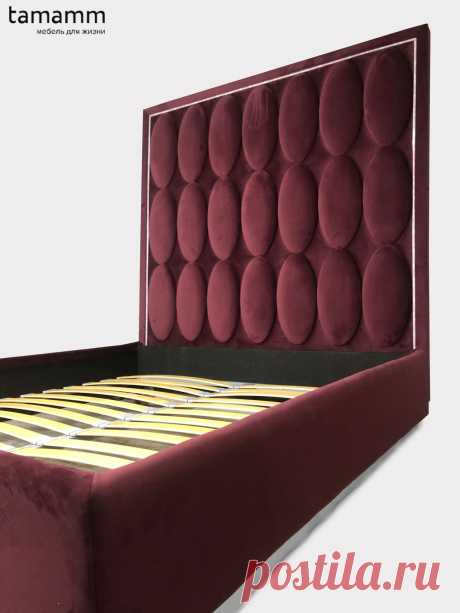 Бардовая кровать с мягким изголовьем на заказ по индивидуальным размерам