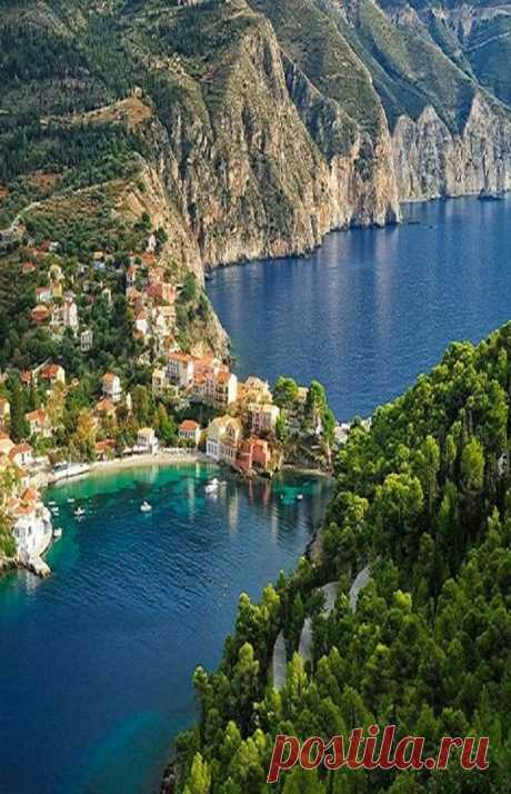 Destinations Planet: Assos, Kefalonia Island, Greece.  |  Pinterest • Всемирный каталог идей