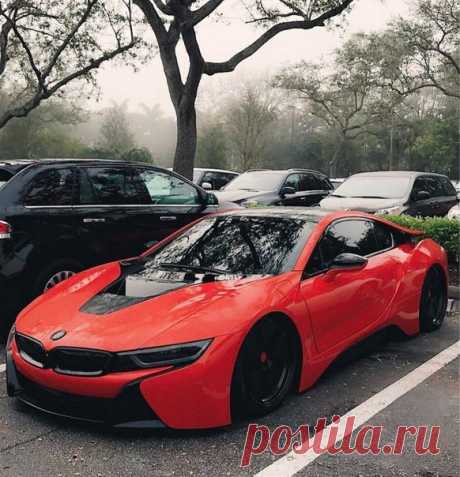 BMW i8