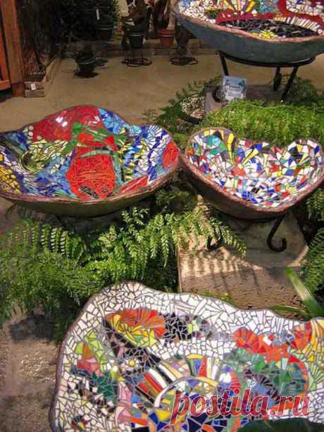 28 Stunning Mosaic Projects for Your Garden