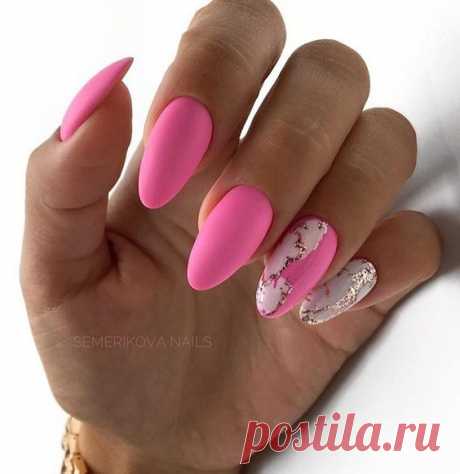 Розовые ногти