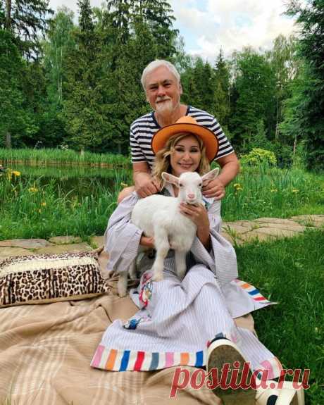 Вадим и Вика Цыгановы: 10 фото красивой пары прожившей вместе почти 30 лет