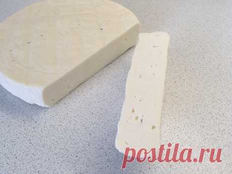 Простой базовый рецепт домашнего сыра для начинающих Как сделать дома настоящий вкусный сыр самим. Простой, можно сказать, базовый и основной рецепт сыра. Пригодится также для понимания процессов сыроварения. /\ детский комбинезон спицами для новорожденных