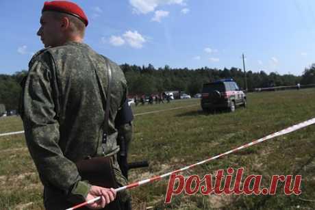 Восстановлена полная хронология крушения Ил-112В в Подмосковье. Экипаж разбившегося в подмосковной Кубинке опытного образца новейшего российского военно-транспортного самолета Ил-112В вылетел с аэродрома Раменское в 10:35. В 11:09 самолет приземлился на аэродроме Кубинка, откуда в 11:14 после планового осмотра совершил взлет для экспериментального полета над ВПП «Патриот».