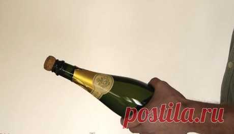 Как эффектно открыть бутылку шампанского