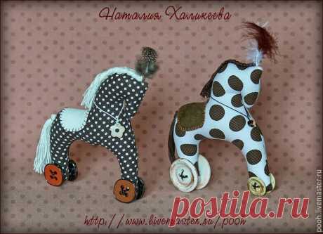 вязаные слоненок или лошадка на колесиках маленькая для игрушки: 1 тыс изображений найдено в Яндекс.Картинках