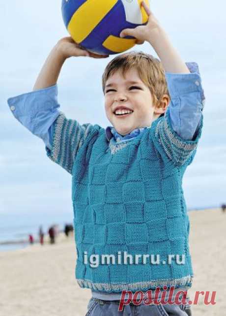 Для мальчика 3-11 лет. Пуловер с крупным шахматным узором. Вязание спицами для детей