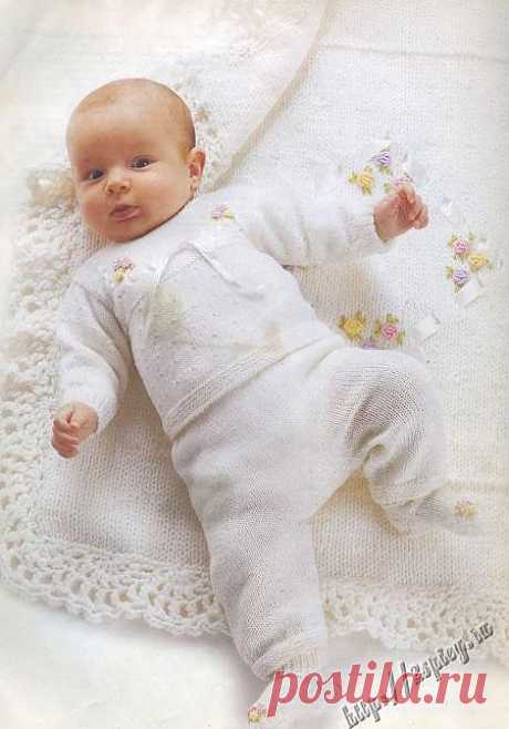 Гарнитур для новорожденного с вышивкой и атласными ленточками | Две спицы