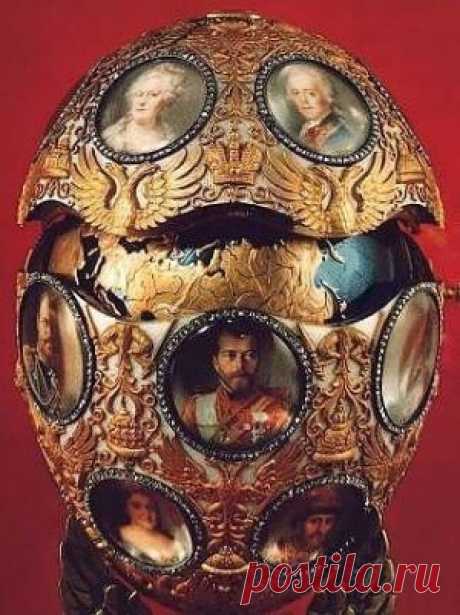 Romanov 1913 Tercentenary Faberge Egg by yale | Debbie Hill приколол(а) это к доске Faberge