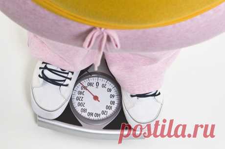 После 18:00 не ешь! 7 распространённых заблуждений о похудении