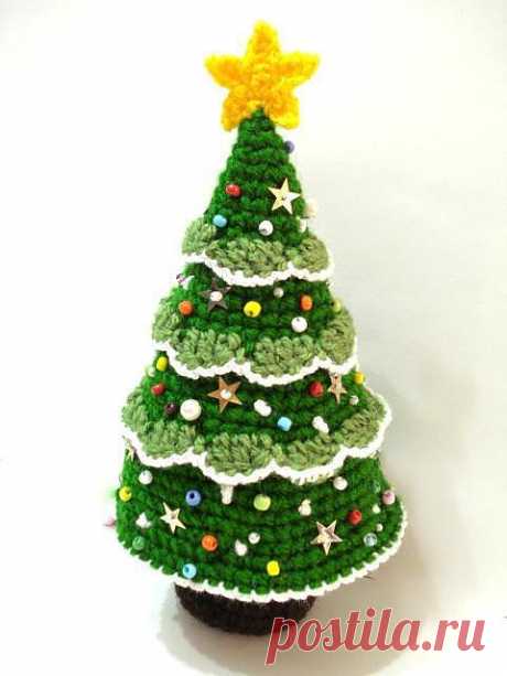 Crochet Christmas Tree by AllSoCute | Crocheting Pattern