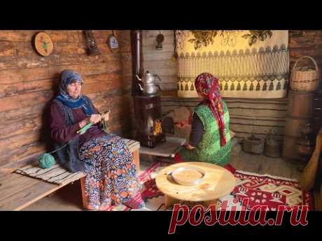Деревенская жизнь в Турции. Традиционная деревенская еда в деревянном деревенском доме.