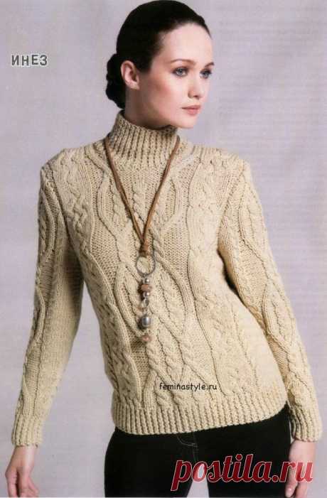 Женский свитер с миксом узоров.