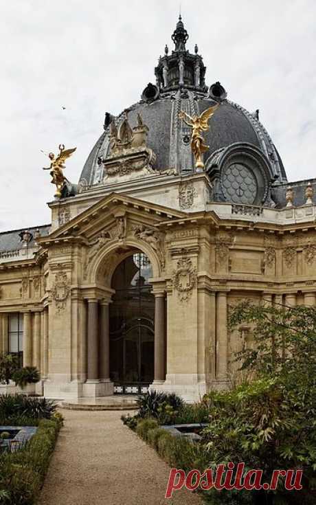 Alice Bourras — vintagepales: Le Petit Palais, Paris