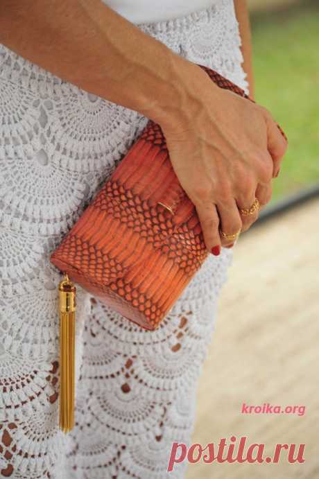 Вязаная крючком стильная летняя юбка узором попкорн от Джованны Диас схема и описание