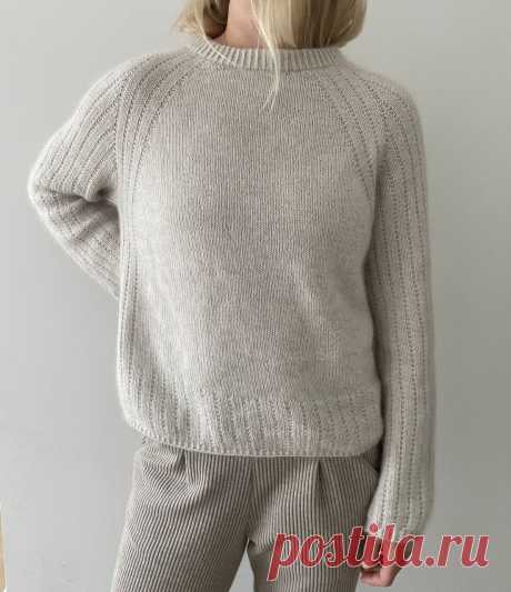 Джемпер Mia sweater от Cheryl Mokhtari.
Размеры: XS (S) M (L) XL (2XL). Финальные намерения биста: 110 (114) 122 (126) 137 (141) см. Рекомендуется припуск на свободу облегиния 24- 27 см, который уже учтен.