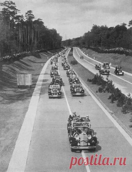 Hitler and his entourage at the opening of the Autobahn.