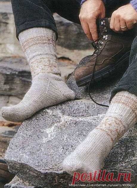 Мужские вязаные носки &quot;Hiking&quot; для туристических походов. Eesti Trail Hiking Socks by Nancy Bush.