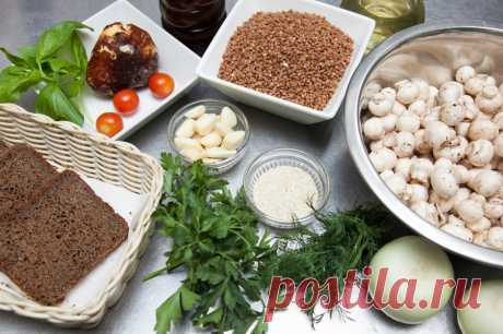 Гречка с грибами и чесночными гренками - пошаговый рецепт с фото - как приготовить, ингредиенты, состав, время приготовления - Леди Mail.Ru