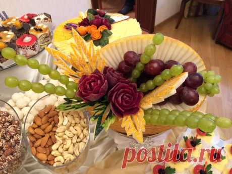 Как из обычных предметов и продуктов оформить праздничный стол? – Как овощи, фрукты и цветы помогут устроить праздничное оформление