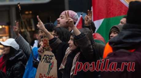 В германском Дюссельдорфе прошла акция за мир в Газе. Около 2 тыс. человек провели демонстрацию в германском Дюссельдорфе в поддержку мира в секторе Газа. Читать далее