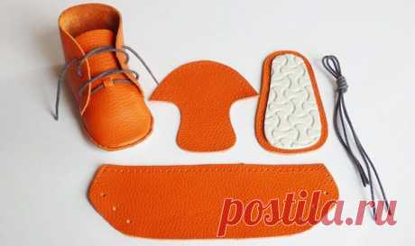 First Baby Shoes - made with your very own hands - Babyology