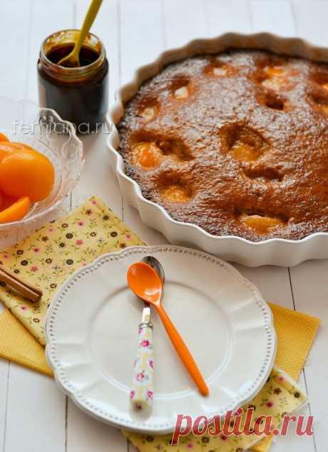 Ароматный пирог с консервированными персиками | FEMIANA