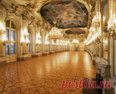 Schonbrunn Palace　Vienna  | Найдено на сайте sanyo.oni.co.jp.