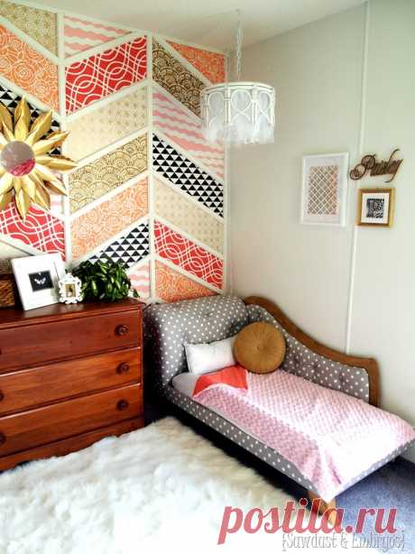 Stenciled Herringbone Patchwork Wall {Reality Daydream}