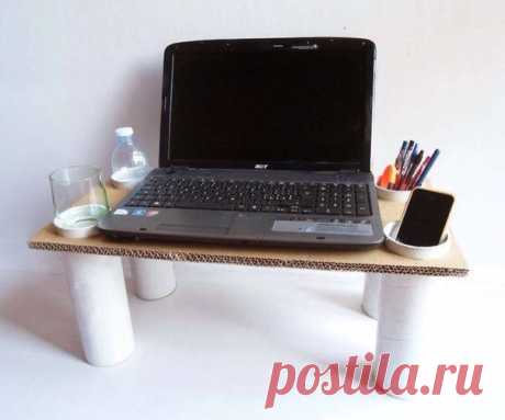 Столик для ноутбука